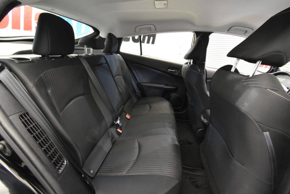 2020 Toyota Prius Prime LE 4dr Hatchback, Black, Mileage: 77,620 - photo 14