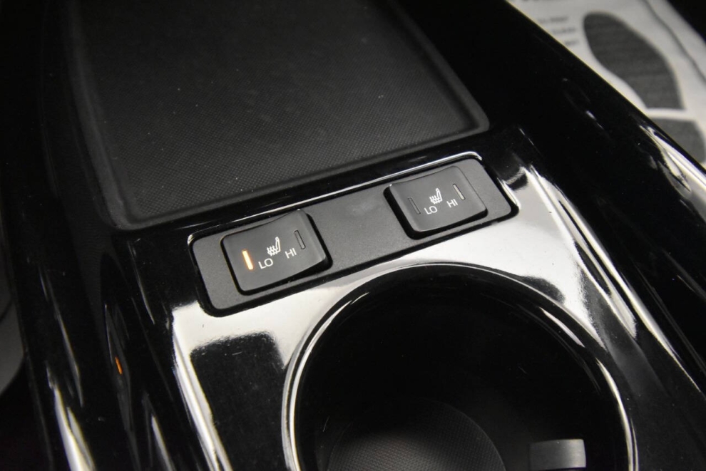 2020 Toyota Prius Prime LE 4dr Hatchback, Black, Mileage: 77,620 - photo 16