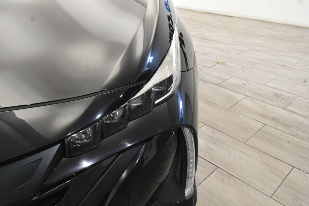 2020 Toyota Prius Prime LE 4dr Hatchback, Black, Mileage: 77,620 - photo 8