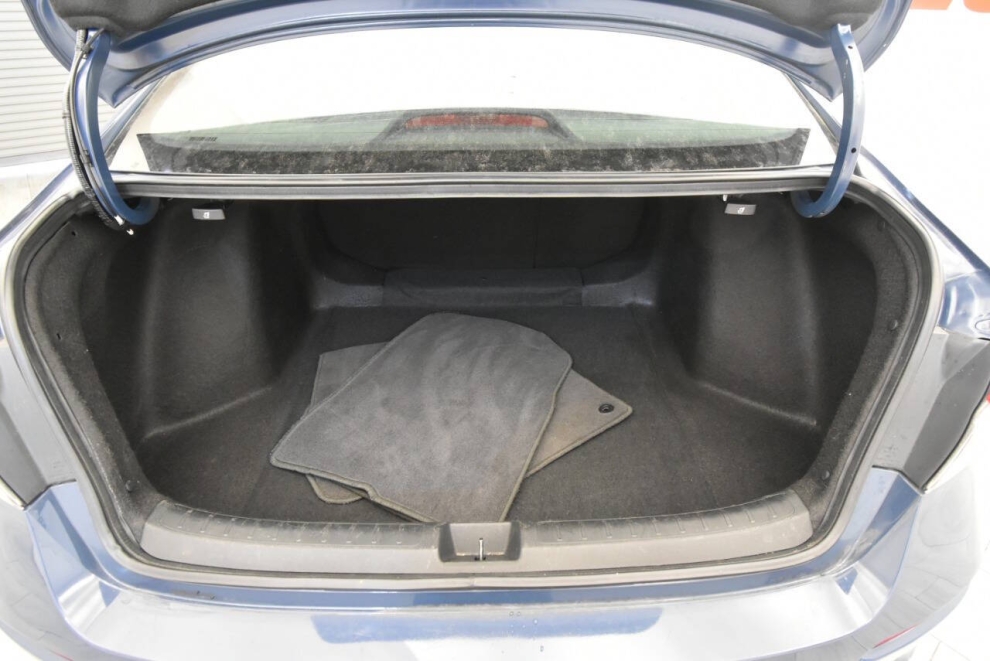 2025 Honda Civic Sport 4dr Sedan, Blue, Mileage: 75,966 - photo 32