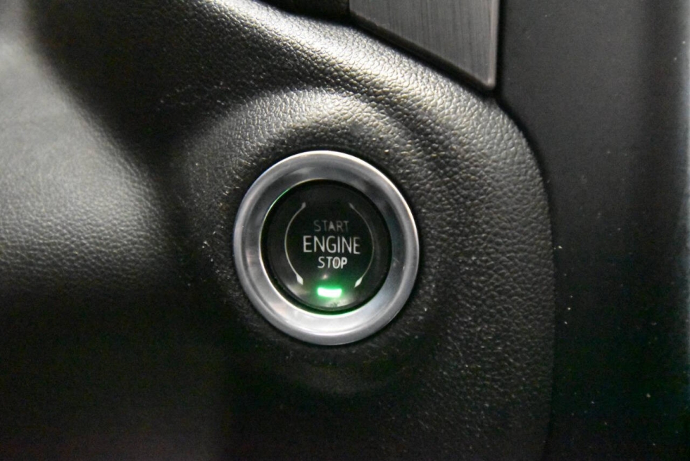 2020 GMC Sierra 1500 Denali 4x4 4dr Crew Cab 5.8 ft. SB, Gray, Mileage: 105,685 - photo 22