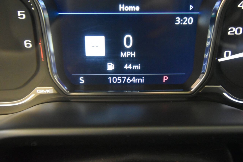 2020 GMC Sierra 1500 Denali 4x4 4dr Crew Cab 5.8 ft. SB, Gray, Mileage: 105,685 - photo 26