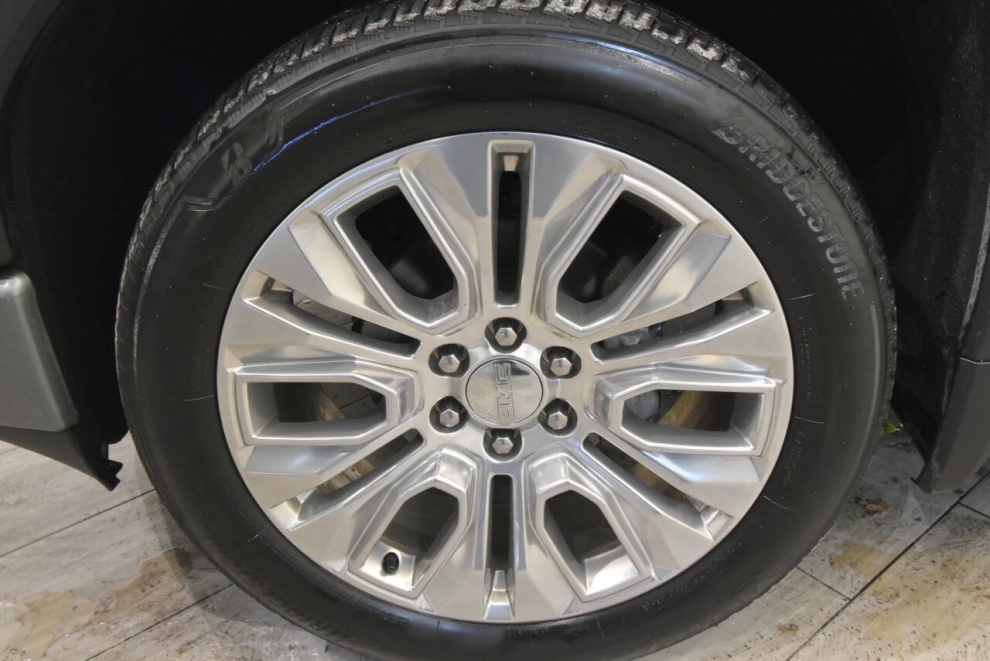 2020 GMC Sierra 1500 Denali 4x4 4dr Crew Cab 5.8 ft. SB, Gray, Mileage: 105,685 - photo 9