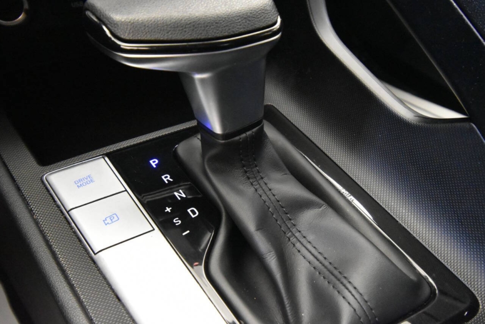 2021 Hyundai Elantra SEL 4dr Sedan, Gray, Mileage: 47,708 - photo 17