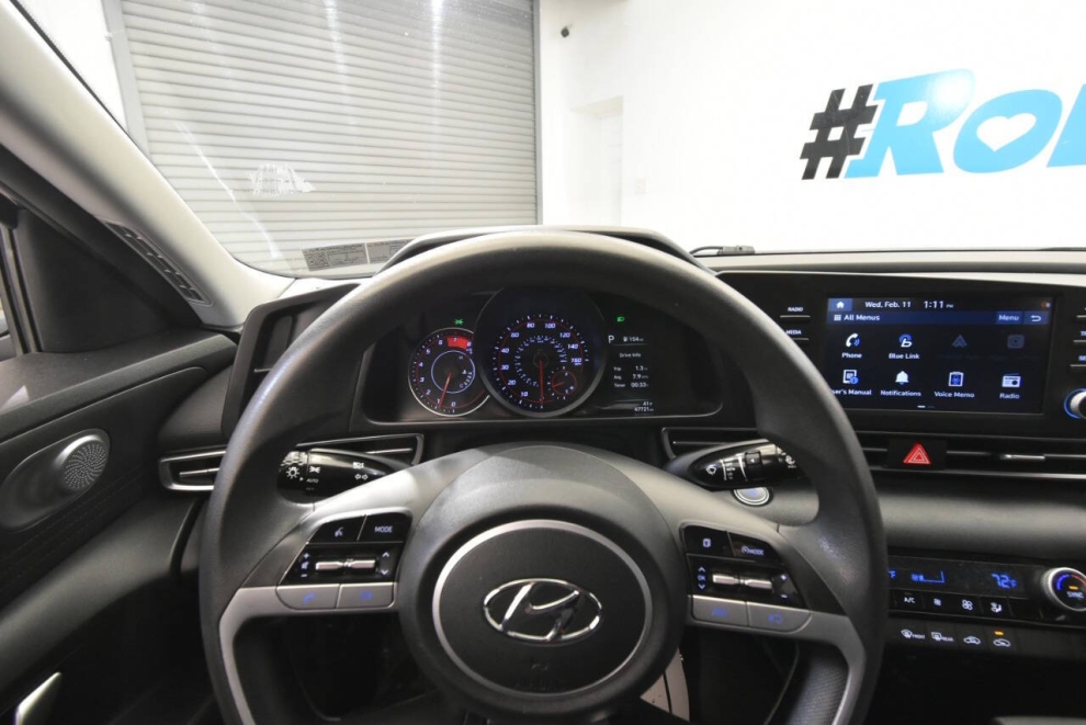 2021 Hyundai Elantra SEL 4dr Sedan, Gray, Mileage: 47,708 - photo 23