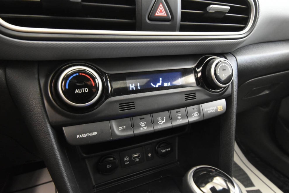 2019 Hyundai Kona Ultimate AWD 4dr Crossover, Blue, Mileage: 66,993 - photo 22