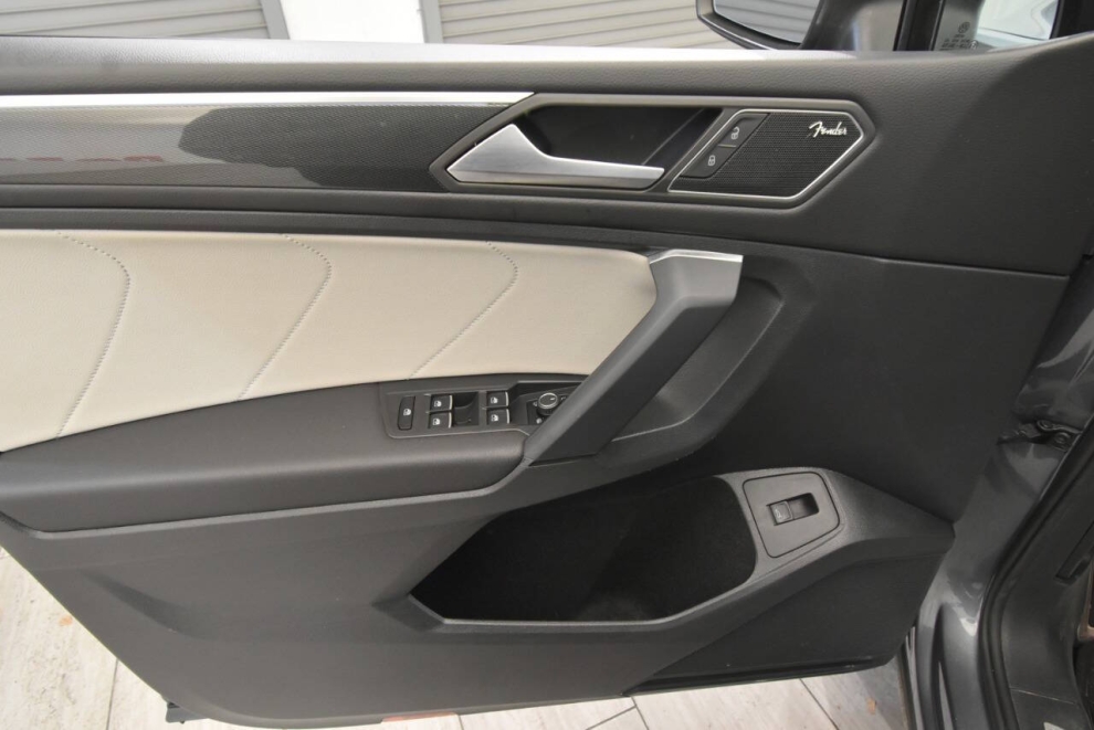 2019 Volkswagen Tiguan SEL Premium R Line 4Motion AWD 4dr SUV, Gray, Mileage: 59,053 - photo 12