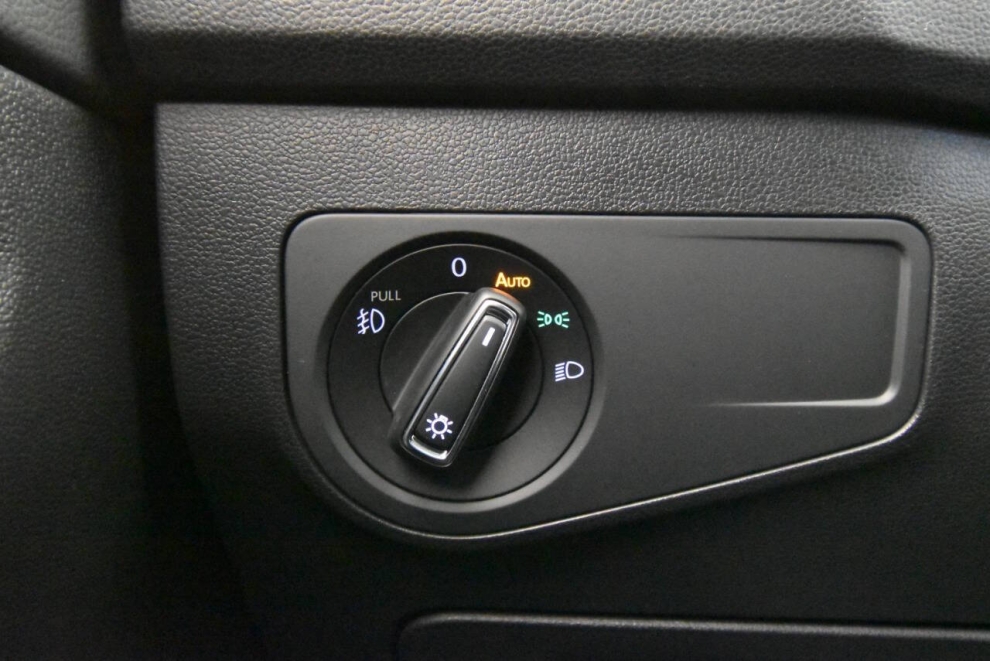 2019 Volkswagen Tiguan SEL Premium R Line 4Motion AWD 4dr SUV, Gray, Mileage: 59,053 - photo 27