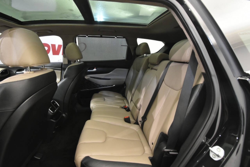 2019 Hyundai Santa Fe Limited 2.0T 4dr Crossover, Black, Mileage: 71,231 - photo 12