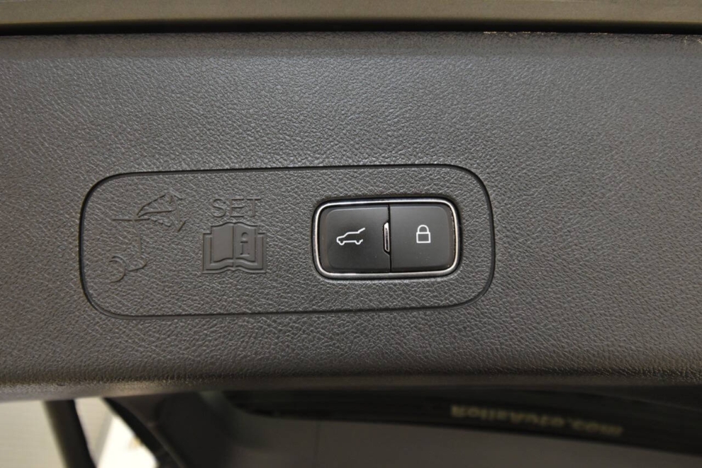 2021 Lincoln Aviator Reserve AWD 4dr SUV, Gray, Mileage: 74,440 - photo 36