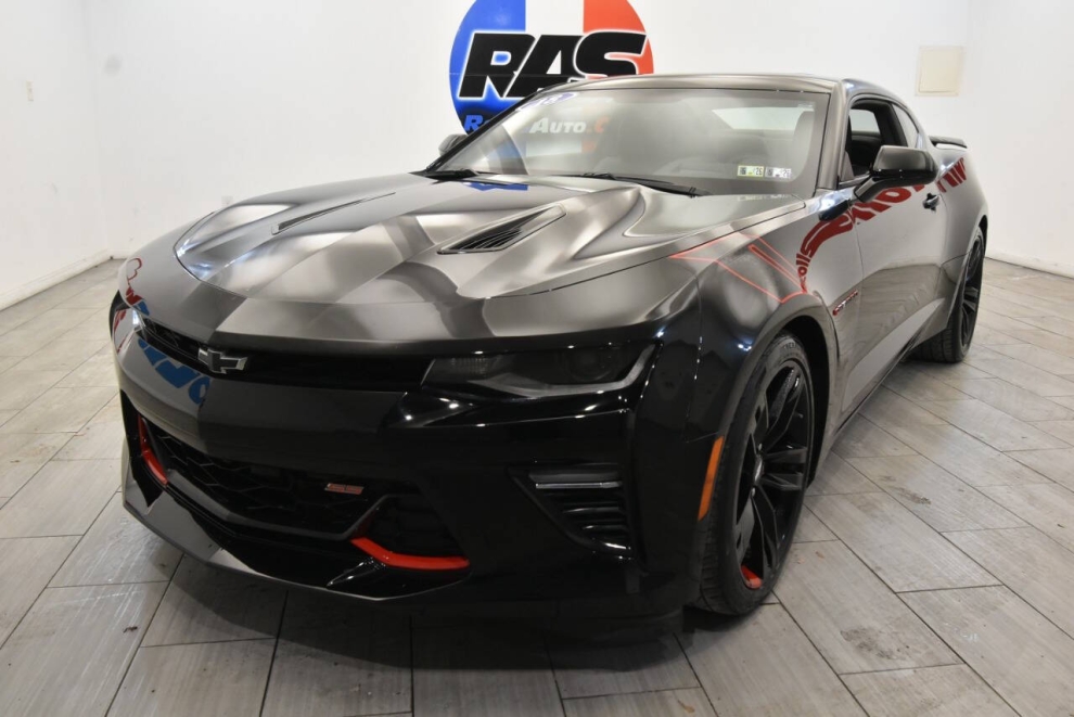 2018 Chevrolet Camaro SS 2dr Coupe w/2SS, Black, Mileage: 47,520 