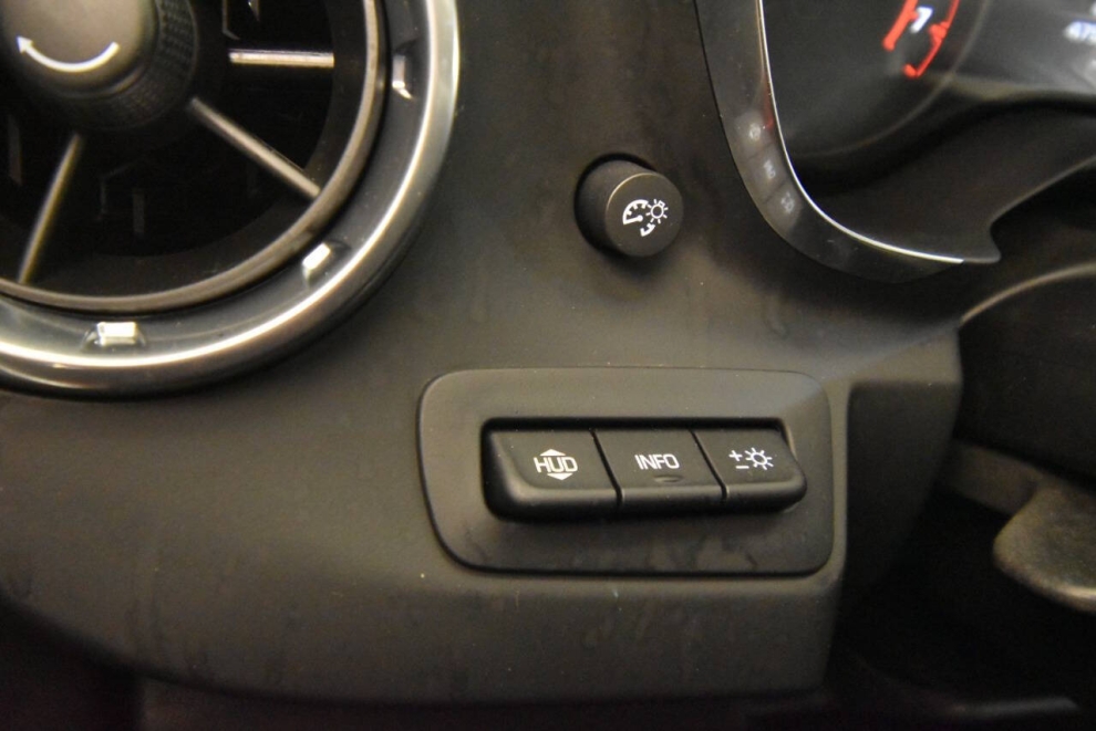 2018 Chevrolet Camaro SS 2dr Coupe w/2SS, Black, Mileage: 47,520 - photo 25