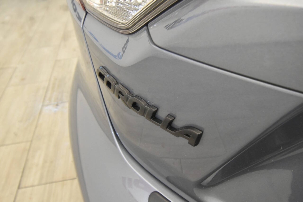 2022 Toyota Corolla SE 4dr Sedan CVT, Gray, Mileage: 33,243 - photo 28