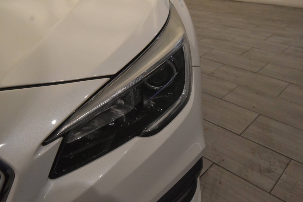 2018 Subaru Legacy 2.5i Premium AWD 4dr Sedan, Blanco, Mileage: 75,519 - photo 8