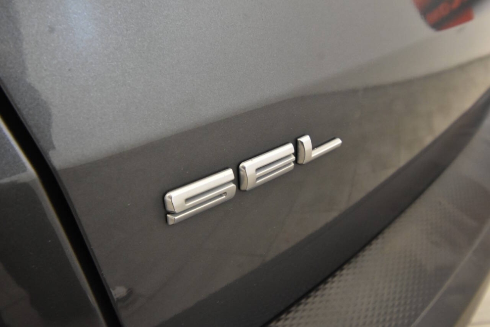 2021 Ford Escape Hybrid SEL 4dr SUV, Gray, Mileage: 89,299 - photo 30