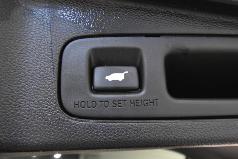 2022 Honda CR-V Hybrid EX L AWD 4dr SUV, White, Mileage: 88,222 - photo 35