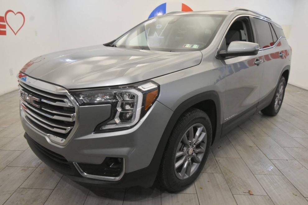 2023 GMC Terrain SLT AWD 4dr SUV, Gray, Mileage: 89,364 