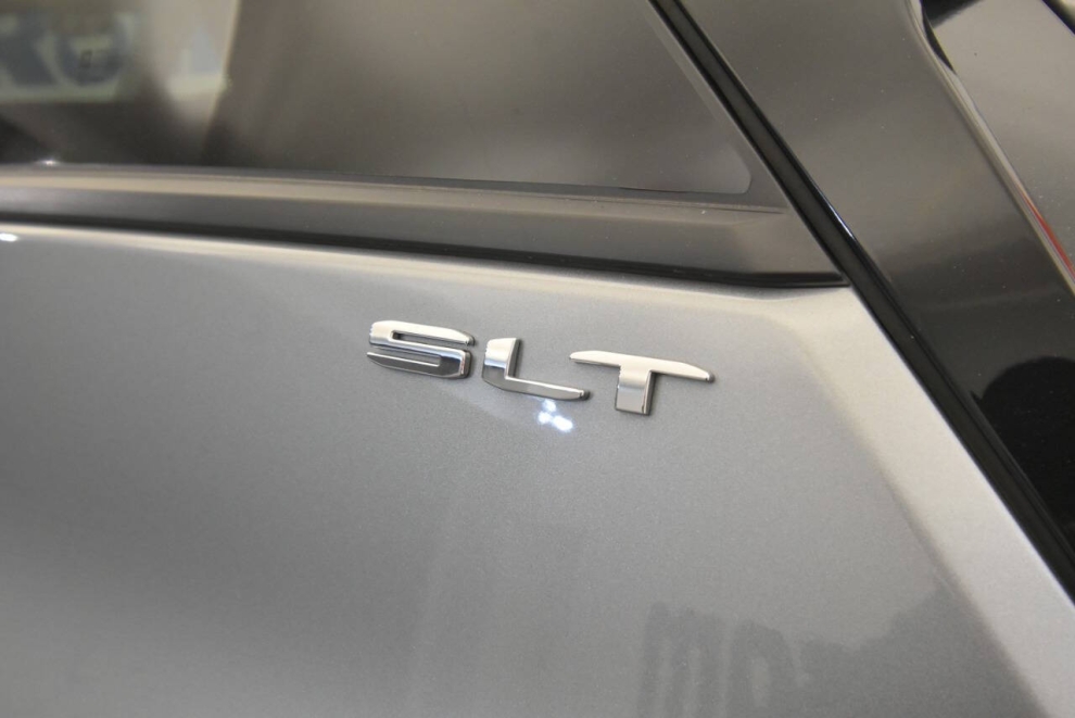 2023 GMC Terrain SLT AWD 4dr SUV, Gray, Mileage: 89,364 - photo 32