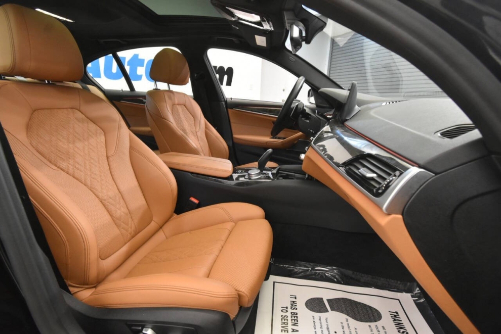 2022 BMW 5 Series 530i xDrive AWD 4dr Sedan, Black, Mileage: 75,949 - photo 14