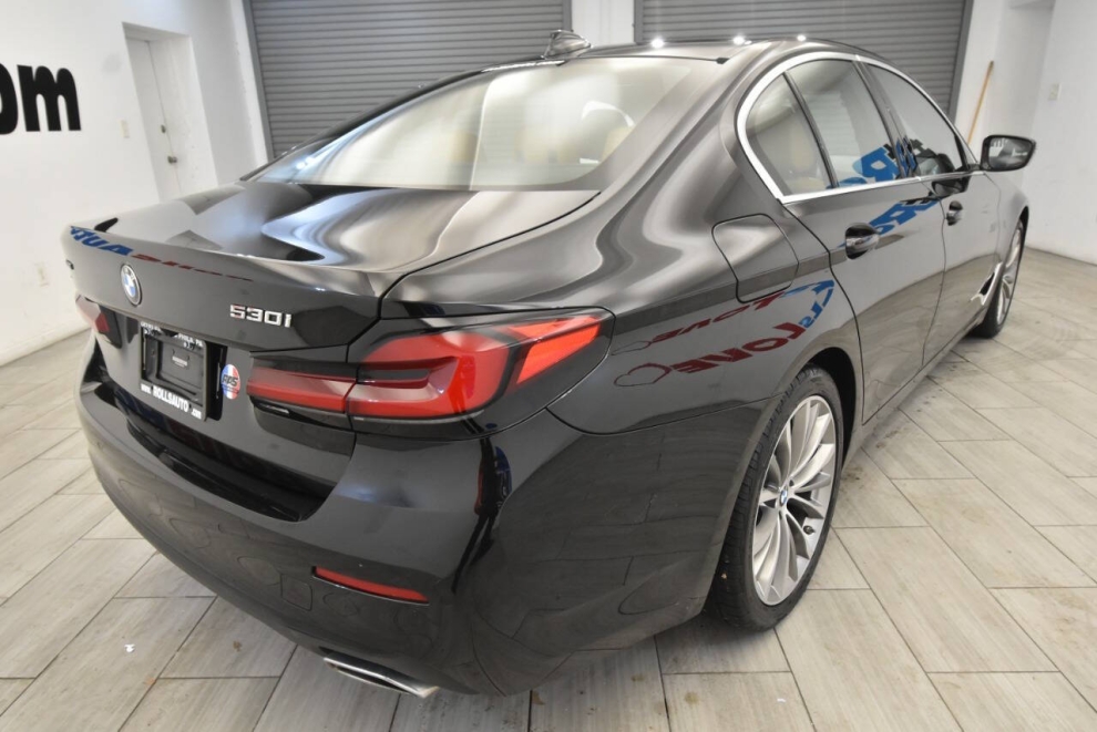 2022 BMW 5 Series 530i xDrive AWD 4dr Sedan, Black, Mileage: 75,949 - photo 4