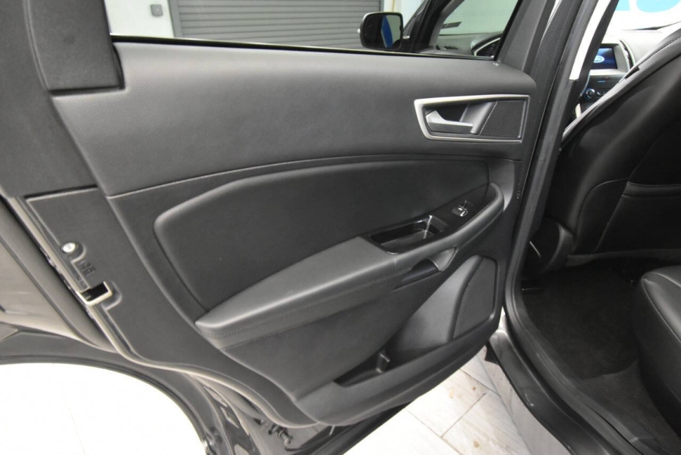 2020 Ford Edge SEL AWD 4dr Crossover, Gray, Mileage: 77,598 - photo 13