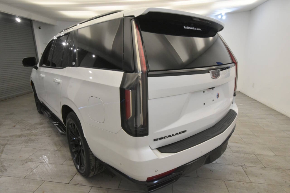 2023 Cadillac Escalade Sport 4x4 4dr SUV, White, Mileage: 60,413 - photo 2
