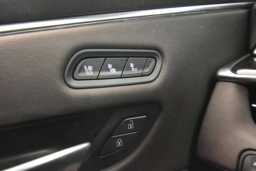 2023 Cadillac Escalade Sport 4x4 4dr SUV, White, Mileage: 60,413 - photo 30