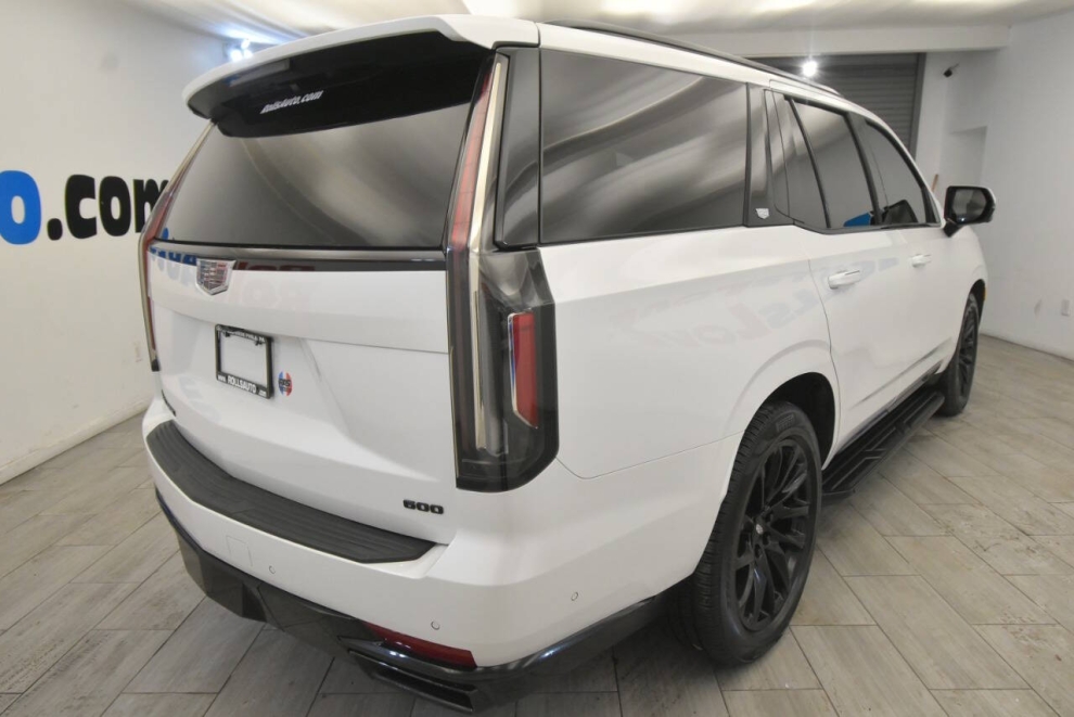 2023 Cadillac Escalade Sport 4x4 4dr SUV, White, Mileage: 60,413 - photo 4