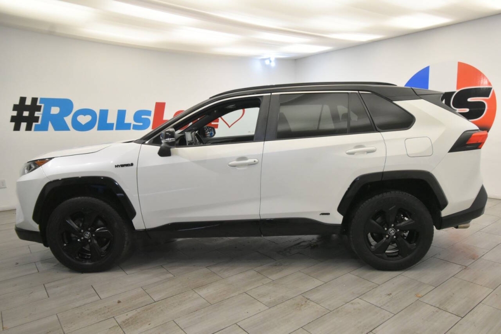 2021 Toyota RAV4 Hybrid XSE AWD 4dr SUV, White, Mileage: 97,775 - photo 1