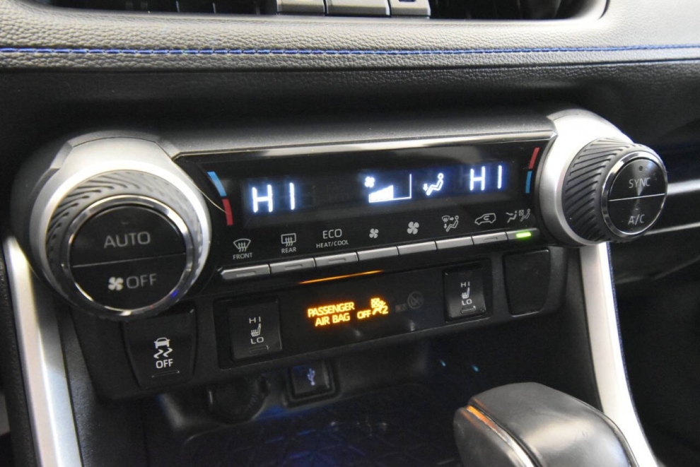 2021 Toyota RAV4 Hybrid XSE AWD 4dr SUV, White, Mileage: 97,775 - photo 19