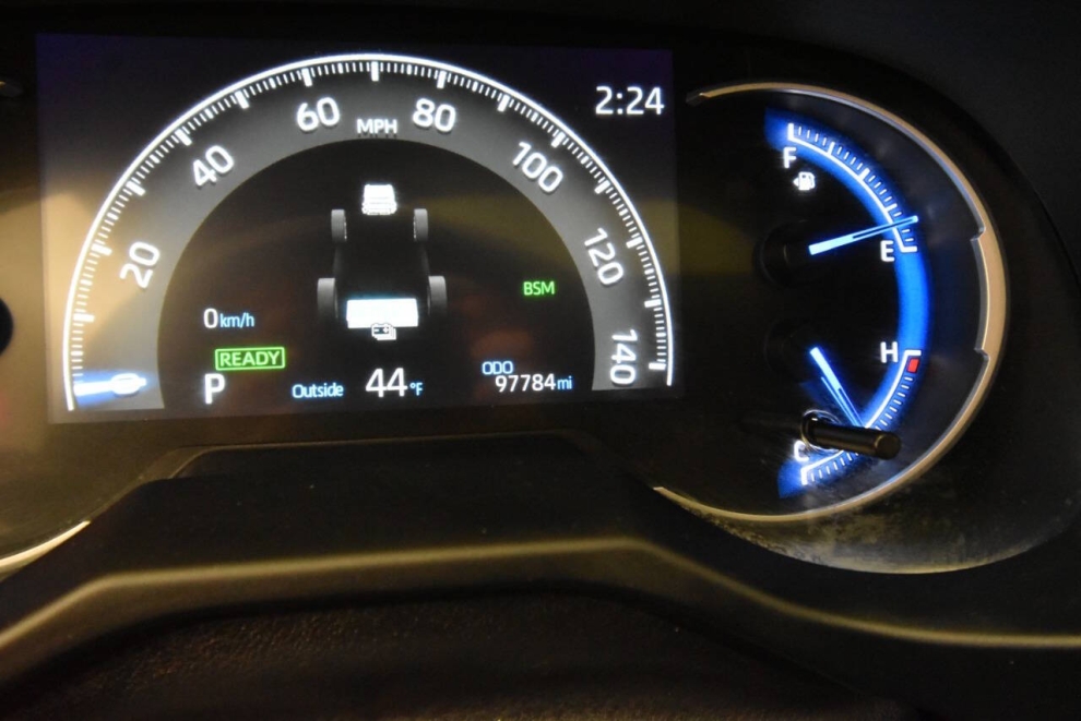 2021 Toyota RAV4 Hybrid XSE AWD 4dr SUV, White, Mileage: 97,775 - photo 27