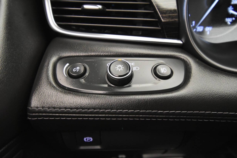 2019 Buick LaCrosse Essence AWD 4dr Sedan, White, Mileage: 78,342 - photo 27