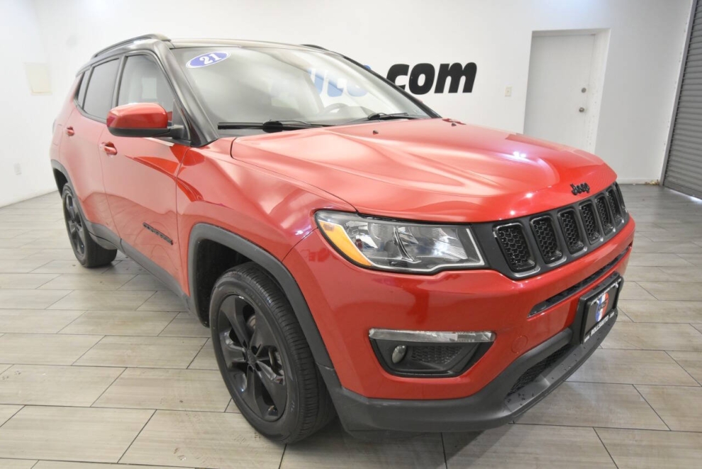 2021 Jeep Compass Altitude 4x4 4dr SUV, Red, Mileage: 60,348 - photo 6