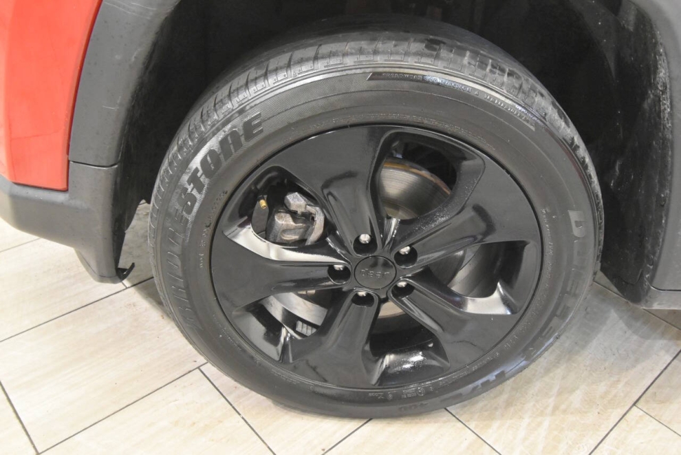 2021 Jeep Compass Altitude 4x4 4dr SUV, Red, Mileage: 60,348 - photo 9