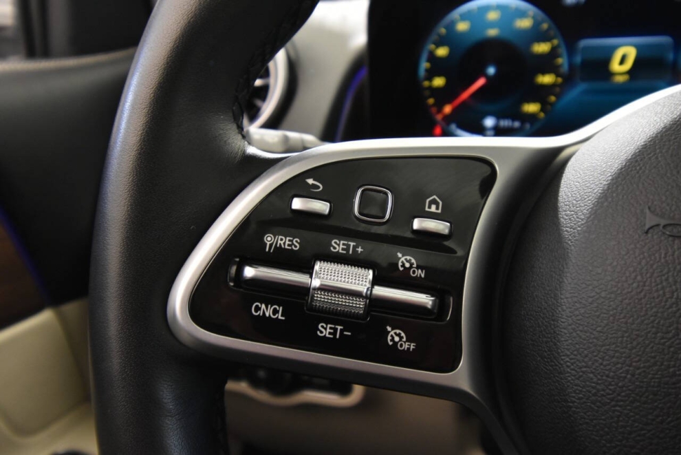 2022 Mercedes-Benz GLB GLB 250 4MATIC AWD 4dr SUV, White, Mileage: 21,415 - photo 22