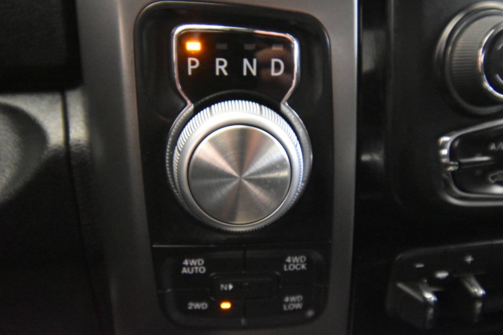 2016 RAM 1500 Sport 4x4 4dr Crew Cab 5.5 ft. SB Pickup, White, Mileage: 129,216 - photo 19