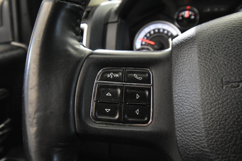 2016 RAM 1500 Sport 4x4 4dr Crew Cab 5.5 ft. SB Pickup, White, Mileage: 129,216 - photo 25