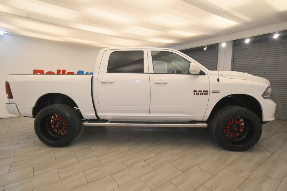 2016 RAM 1500 Sport 4x4 4dr Crew Cab 5.5 ft. SB Pickup, White, Mileage: 129,216 - photo 5