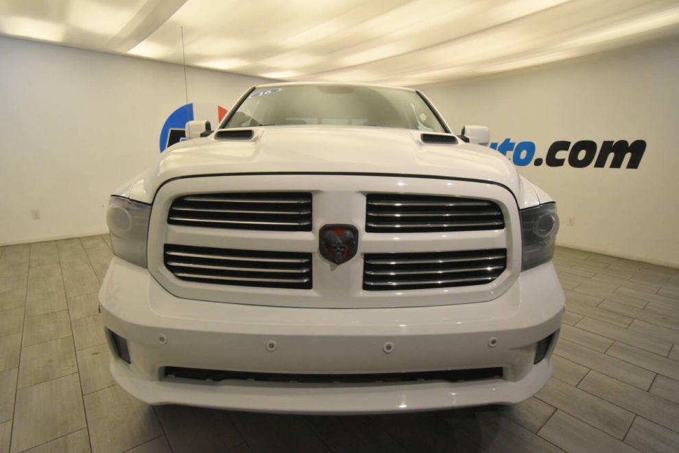 2016 RAM 1500 Sport 4x4 4dr Crew Cab 5.5 ft. SB Pickup, White, Mileage: 129,216 - photo 7