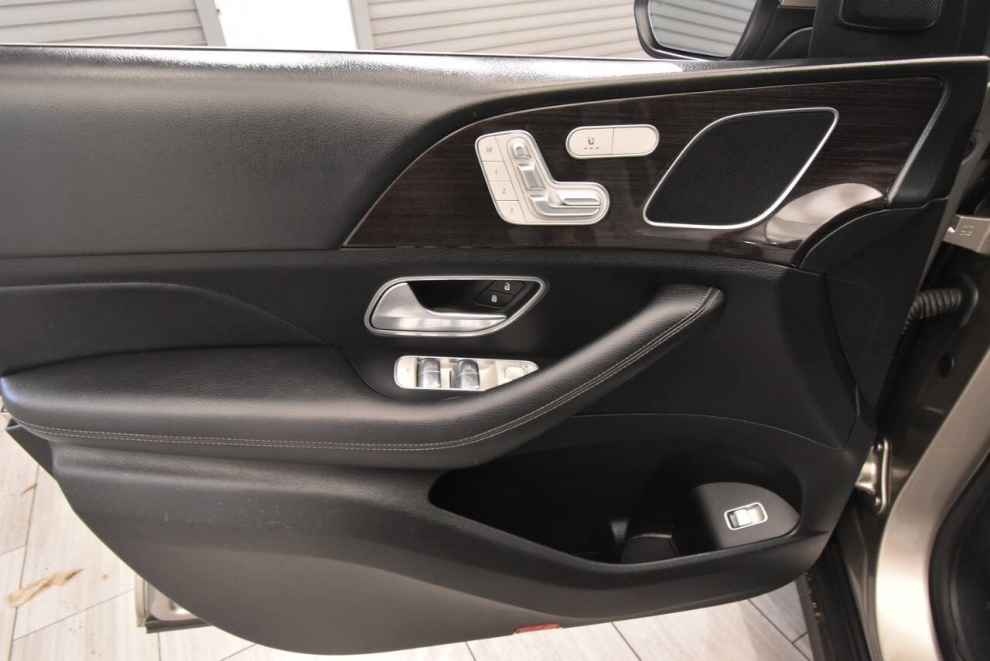 2020 Mercedes-Benz GLE GLE 350 4MATIC AWD 4dr SUV, Silver, Mileage: 85,563 - photo 12