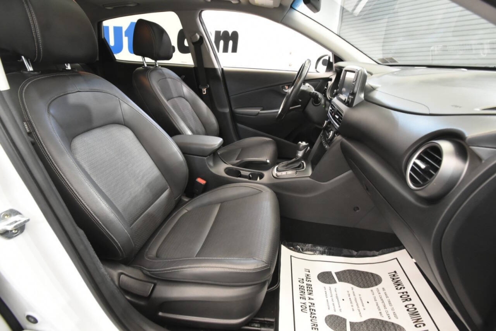 2019 Hyundai Kona Limited 4dr Crossover, White, Mileage: 46,498 - photo 16