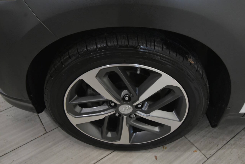 2019 Hyundai Kona Limited 4dr Crossover, White, Mileage: 46,498 - photo 9