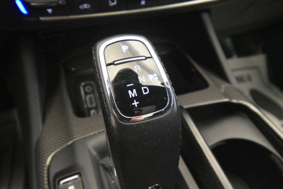 2020 Maserati Levante GranLusso AWD 4dr SUV, White, Mileage: 30,530 - photo 19