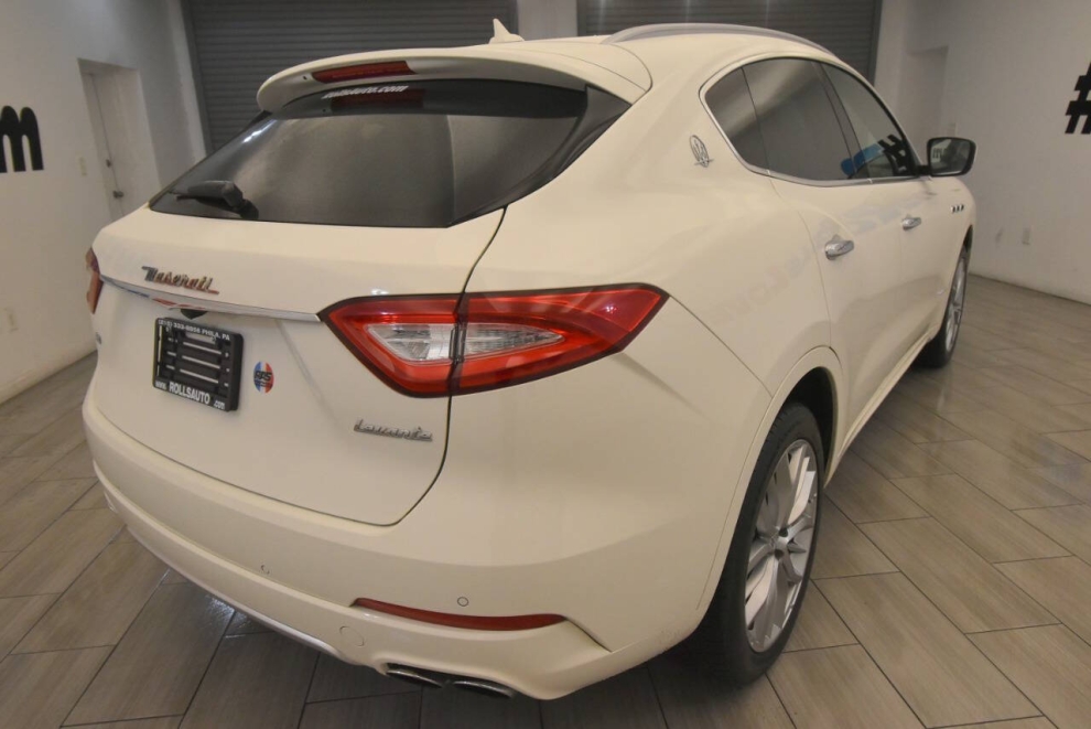 2020 Maserati Levante GranLusso AWD 4dr SUV, White, Mileage: 30,530 - photo 4