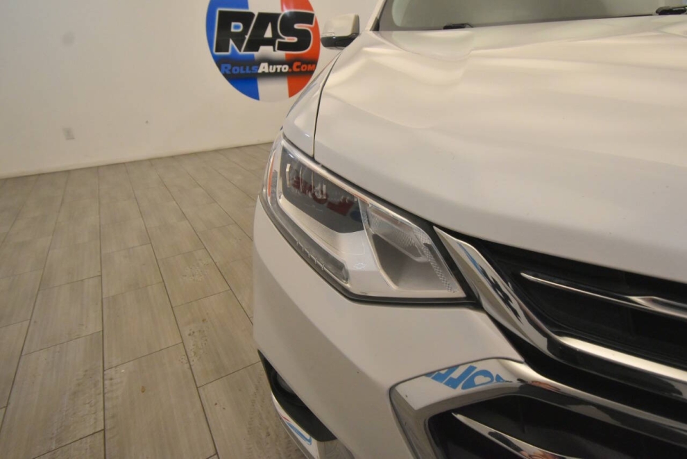 2018 Chevrolet Traverse High Country 4x4 4dr SUV, White, Mileage: 96,456 - photo 8