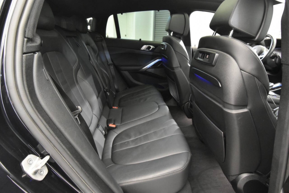 2021 BMW X6 xDrive40i AWD 4dr Sports Activity Coupe, Blue, Mileage: 103,049 - photo 17