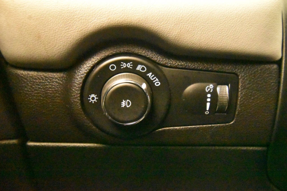 2021 Dodge Durango R/T AWD 4dr SUV, White, Mileage: 73,860 - photo 31