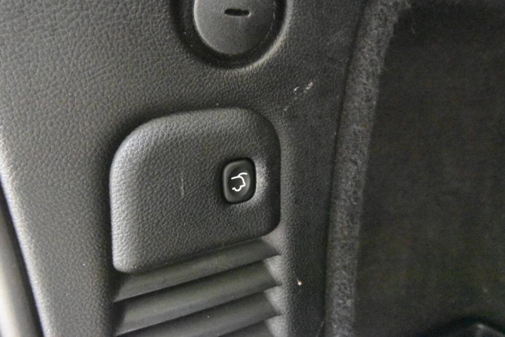 2021 Dodge Durango R/T AWD 4dr SUV, White, Mileage: 73,860 - photo 37