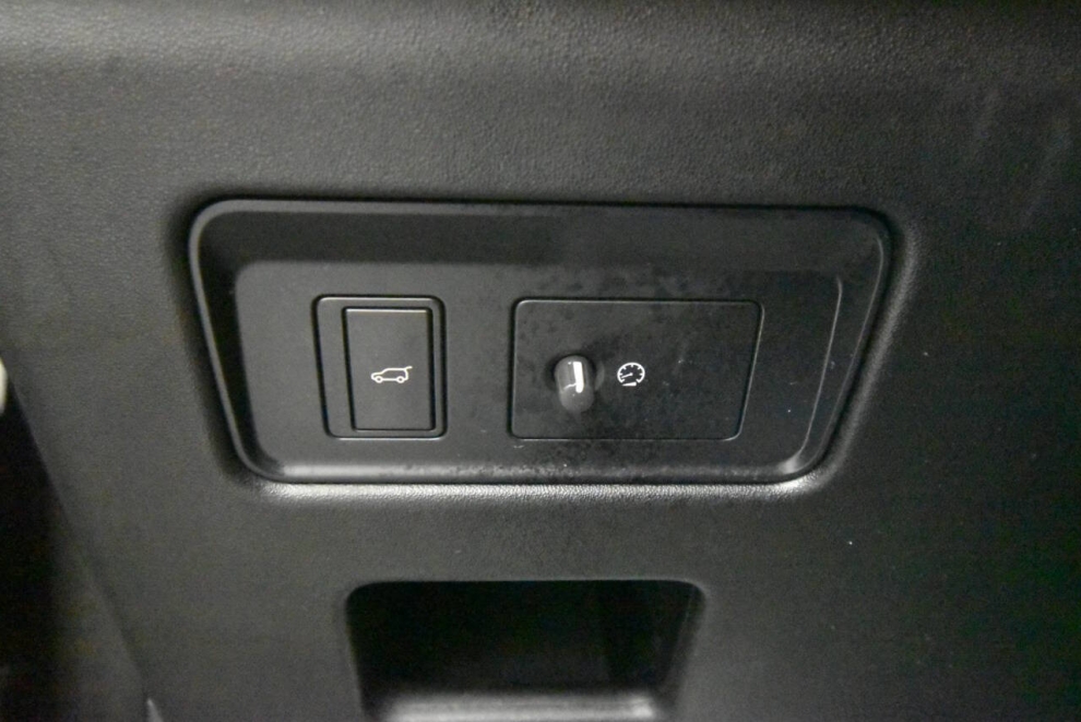 2019 Land Rover Discovery HSE Luxury AWD 4dr SUV, Blue, Mileage: 40,438 - photo 30