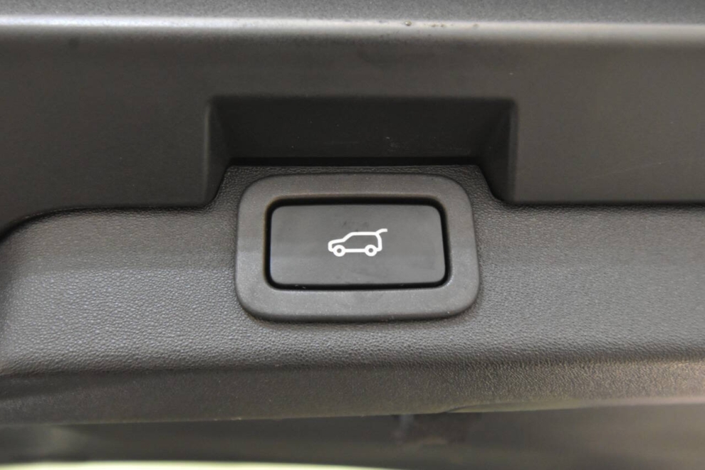 2019 Land Rover Discovery HSE Luxury AWD 4dr SUV, Blue, Mileage: 40,438 - photo 37